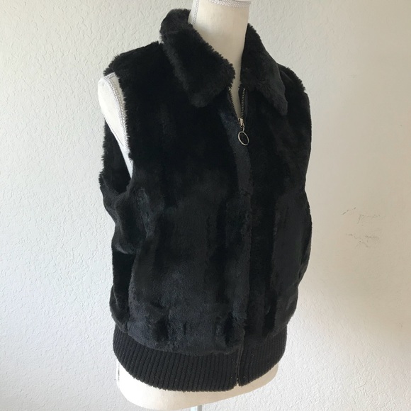 ANN TAYLOR LOFT BLACK FAUX FUR JACKET VEST MEDIUM - Picture 5 of 9